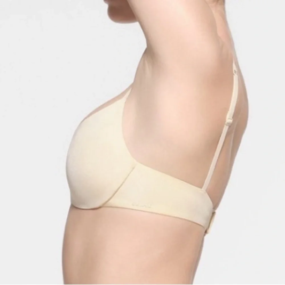 Skims Wireless Form Plunge Push Up Padded Bra Ivory Cream - Picture 5 of 12